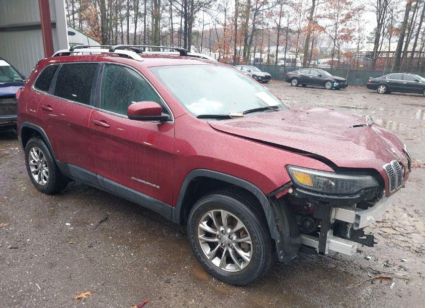 2019 Jeep Cherokee LATITUDE PLUS 4X4 (VIN 1C4PJMLB7KD323070) main photo