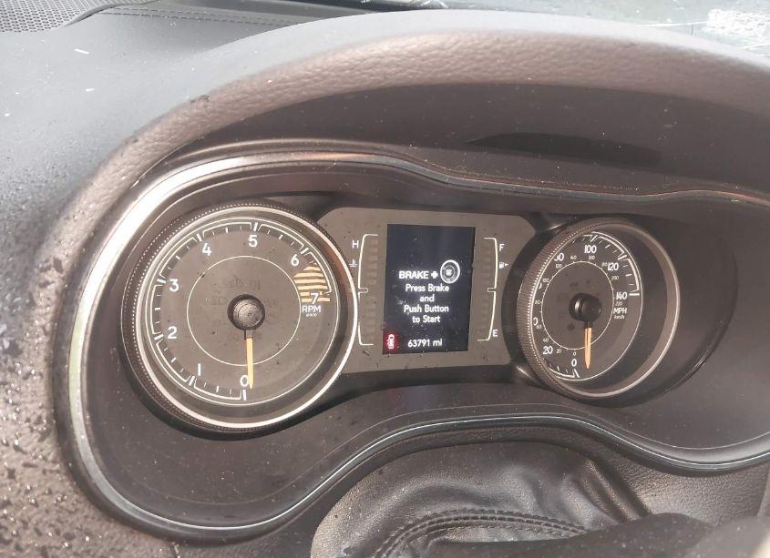 Photo 16 of 2019 Jeep Cherokee LATITUDE PLUS 4X4 (VIN 1C4PJMLB7KD323070)