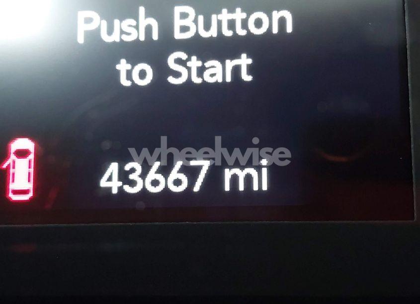 Photo 15 of 2019 Jeep Cherokee LATITUDE PLUS 4X4 (VIN 1C4PJMLB7KD378649)