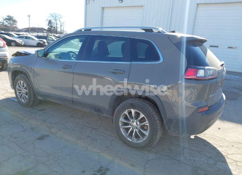 Photo 3 of 2019 Jeep Cherokee LATITUDE PLUS 4X4 (VIN 1C4PJMLB7KD378649)