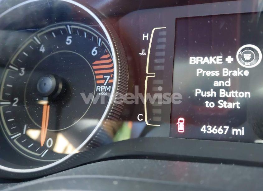 Photo 7 of 2019 Jeep Cherokee LATITUDE PLUS 4X4 (VIN 1C4PJMLB7KD378649)