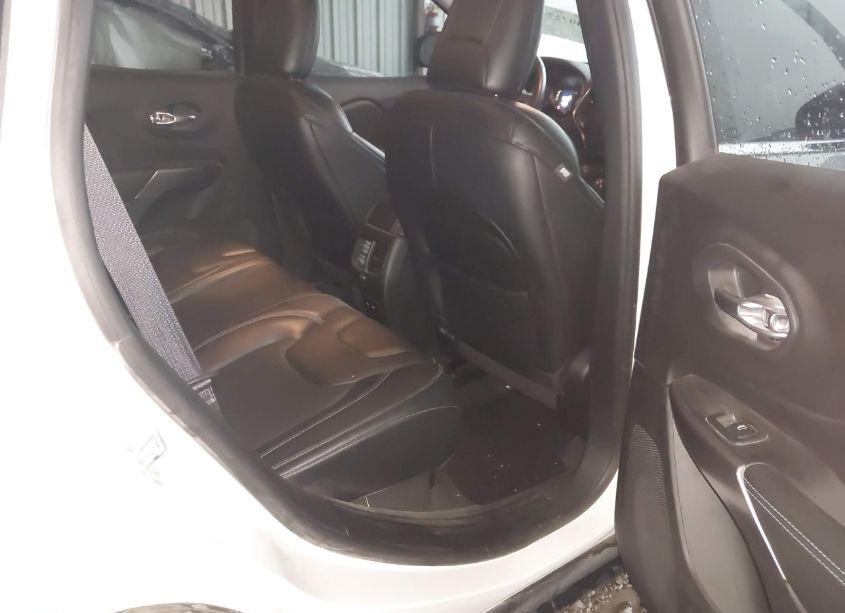 Photo 8 of 2020 Jeep Cherokee LATITUDE PLUS 4X4 (VIN 1C4PJMLB7LD569523)