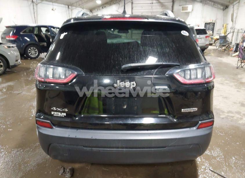 Photo 16 of 2019 Jeep Cherokee LATITUDE PLUS 4X4 (VIN 1C4PJMLB8KD181943)