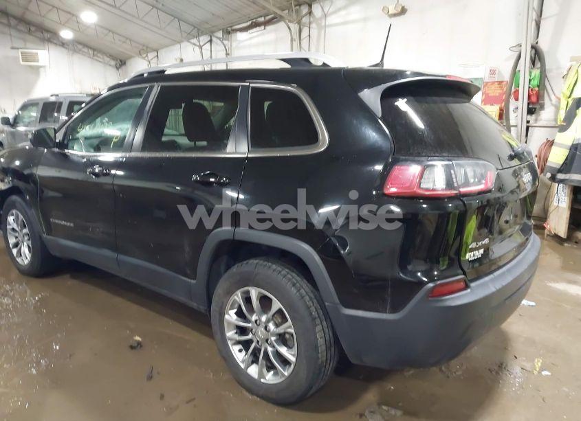 Photo 3 of 2019 Jeep Cherokee LATITUDE PLUS 4X4 (VIN 1C4PJMLB8KD181943)