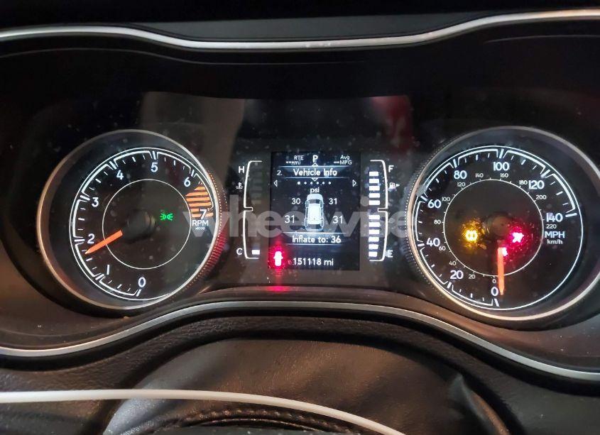 Photo 7 of 2019 Jeep Cherokee LATITUDE PLUS 4X4 (VIN 1C4PJMLB8KD181943)