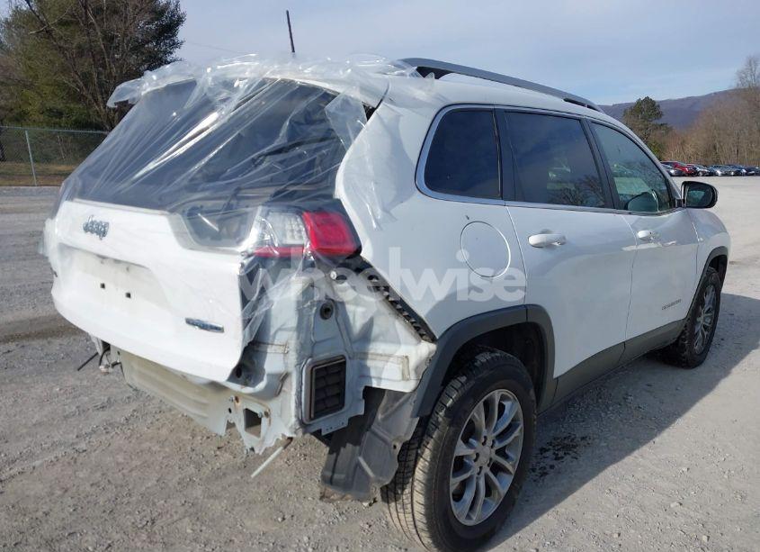 Photo 6 of 2019 Jeep Cherokee LATITUDE PLUS 4X4 (VIN 1C4PJMLB8KD309047)
