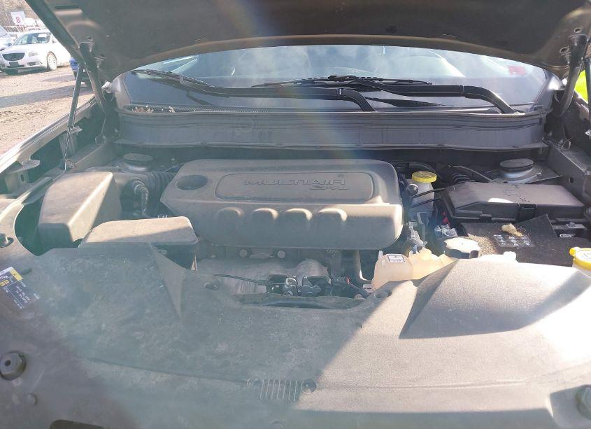 Photo 10 of 2020 Jeep Cherokee LATITUDE PLUS 4X4 (VIN 1C4PJMLB8LD529788)