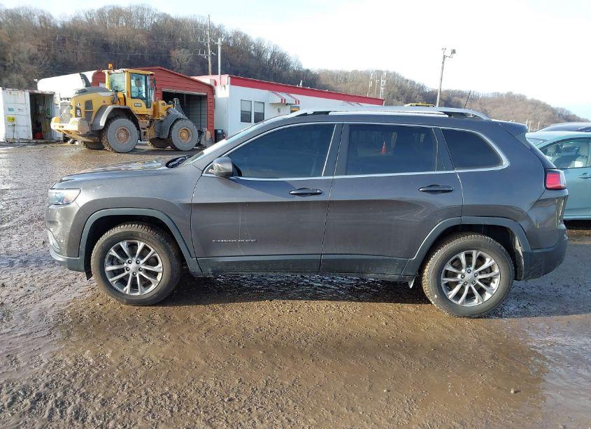Photo 14 of 2019 Jeep Cherokee LATITUDE PLUS 4X4 (VIN 1C4PJMLB9KD128054)