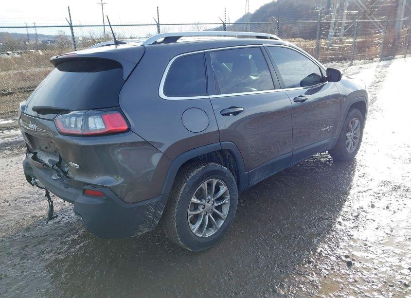 Photo 4 of 2019 Jeep Cherokee LATITUDE PLUS 4X4 (VIN 1C4PJMLB9KD128054)