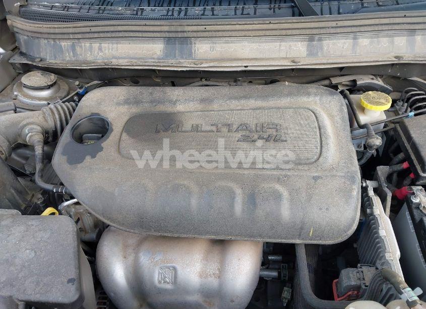 Photo 10 of 2019 Jeep Cherokee LATITUDE PLUS 4X4 (VIN 1C4PJMLB9KD311437)