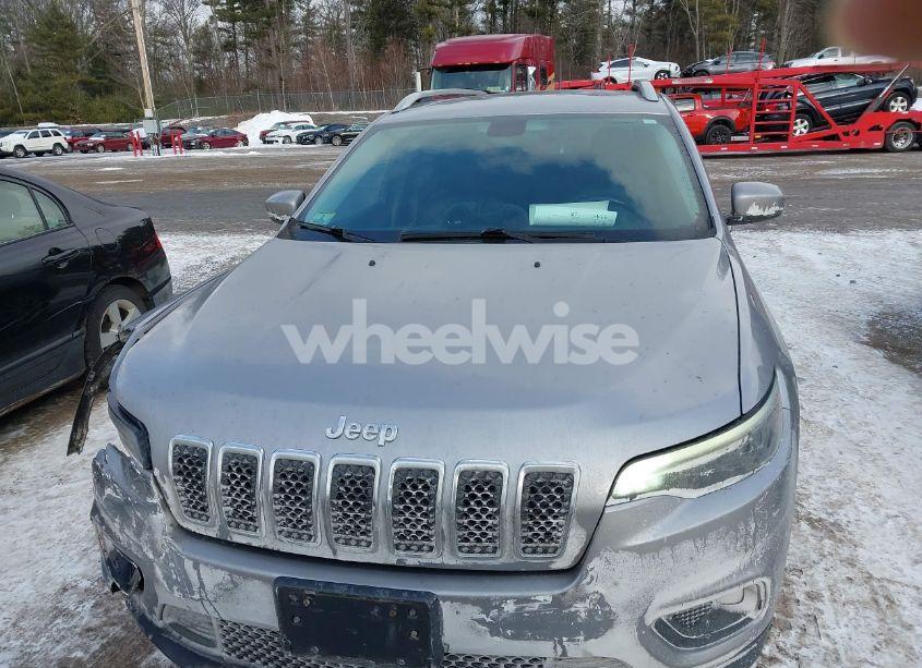 Photo 12 of 2019 Jeep Cherokee LATITUDE PLUS 4X4 (VIN 1C4PJMLB9KD311437)