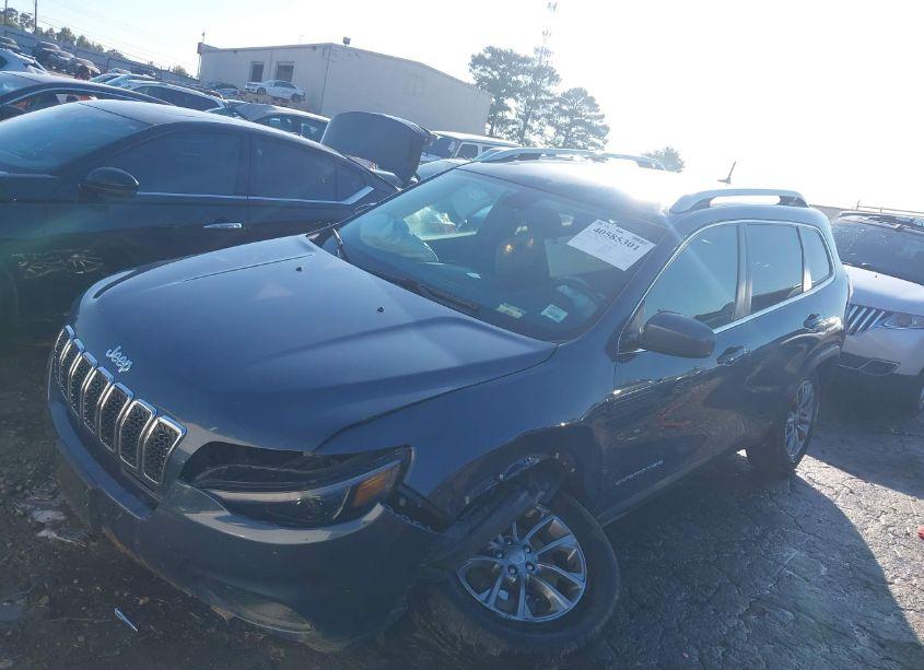 Photo 2 of 2019 Jeep Cherokee LATITUDE PLUS 4X4 (VIN 1C4PJMLB9KD408928)