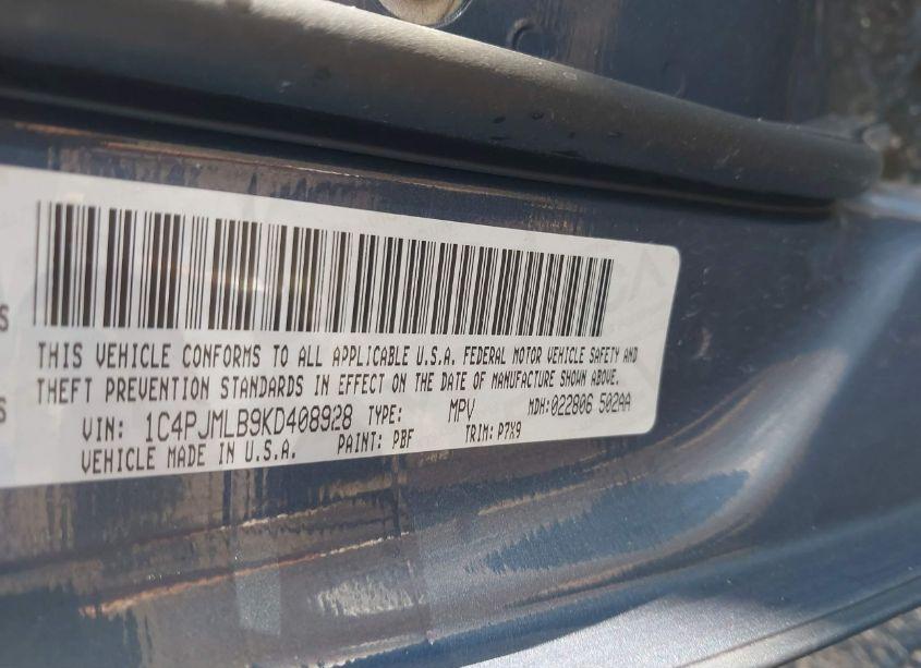 Photo 9 of 2019 Jeep Cherokee LATITUDE PLUS 4X4 (VIN 1C4PJMLB9KD408928)