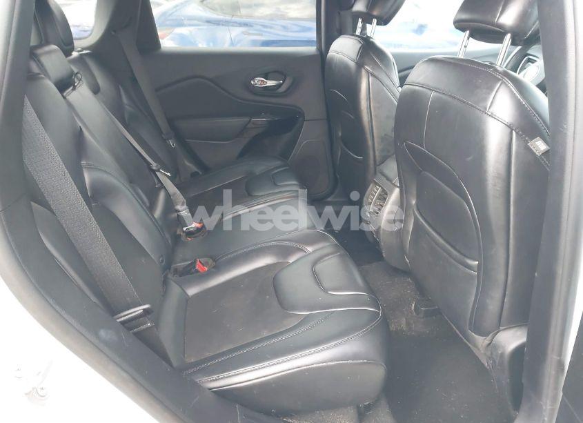 Photo 8 of 2019 Jeep Cherokee ALTITUDE 4X4 (VIN 1C4PJMLB9KD453979)