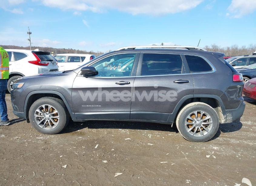 Photo 14 of 2020 Jeep Cherokee LATITUDE PLUS 4X4 (VIN 1C4PJMLB9LD520937)