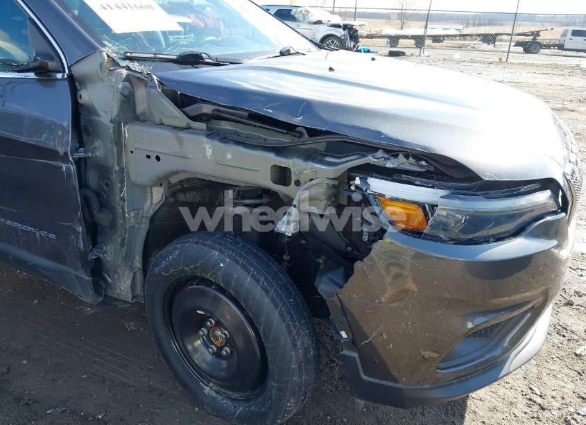 Photo 6 of 2020 Jeep Cherokee LATITUDE PLUS 4X4 (VIN 1C4PJMLB9LD520937)