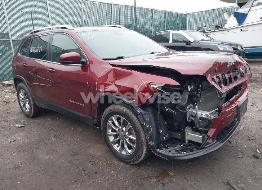 2019 Jeep Cherokee LATITUDE PLUS 4X4 (VIN 1C4PJMLBXKD181006) main photo