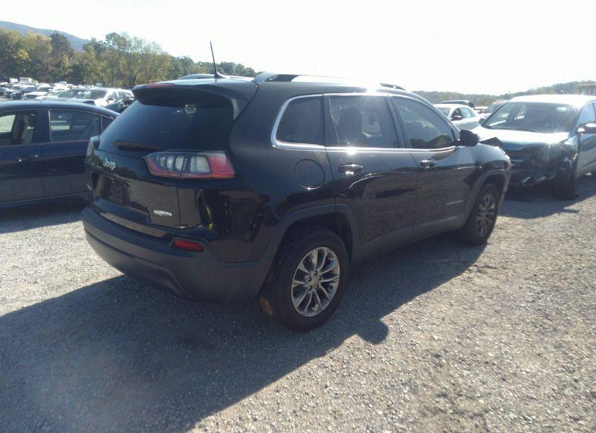 Photo 4 of 2019 Jeep Cherokee LATITUDE PLUS 4X4 (VIN 1C4PJMLBXKD195049)