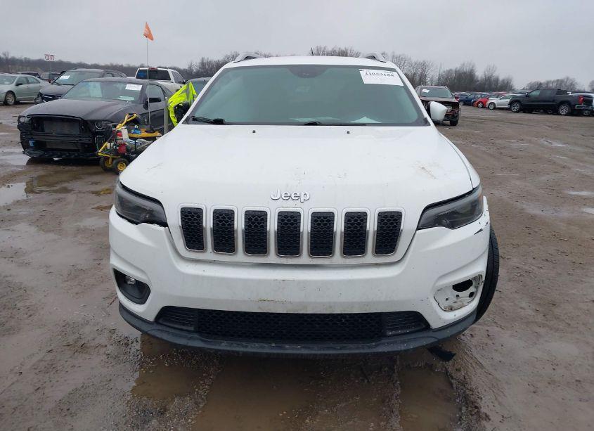 Photo 11 of 2019 Jeep Cherokee LATITUDE PLUS 4X4 (VIN 1C4PJMLBXKD199084)