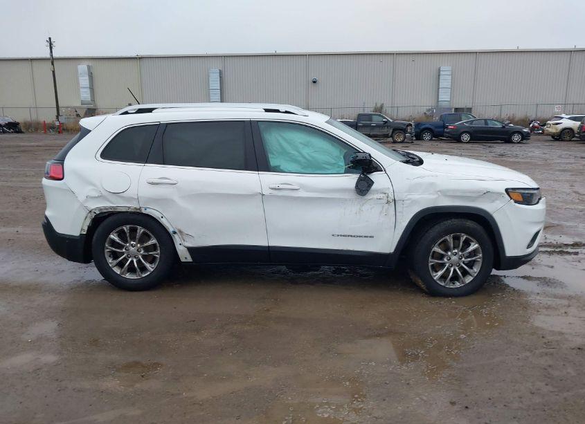 Photo 12 of 2019 Jeep Cherokee LATITUDE PLUS 4X4 (VIN 1C4PJMLBXKD199084)