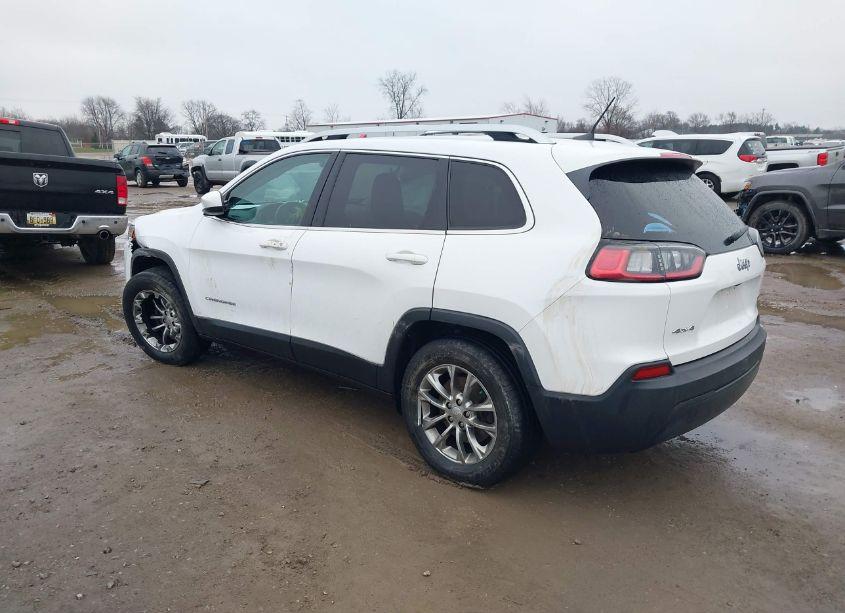 Photo 3 of 2019 Jeep Cherokee LATITUDE PLUS 4X4 (VIN 1C4PJMLBXKD199084)