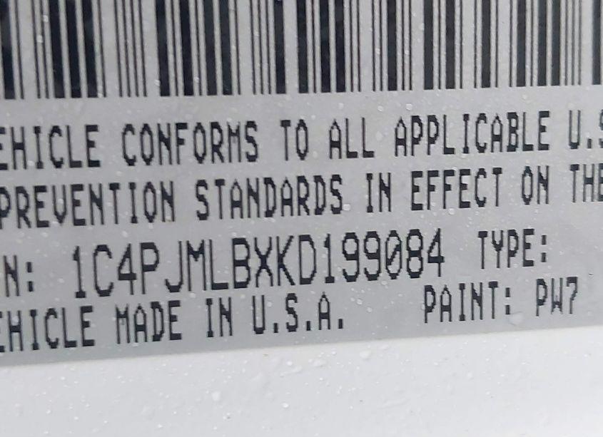 Photo 9 of 2019 Jeep Cherokee LATITUDE PLUS 4X4 (VIN 1C4PJMLBXKD199084)