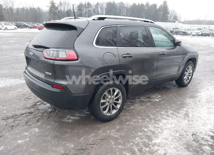 Photo 4 of 2019 Jeep Cherokee LATITUDE PLUS 4X4 (VIN 1C4PJMLBXKD272048)