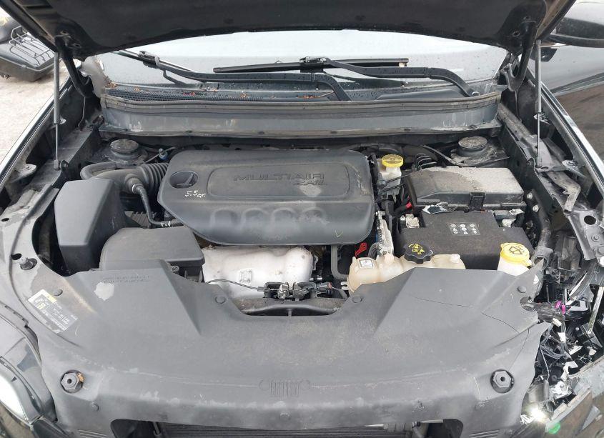 Photo 10 of 2019 Jeep Cherokee LATITUDE PLUS 4X4 (VIN 1C4PJMLBXKD338002)