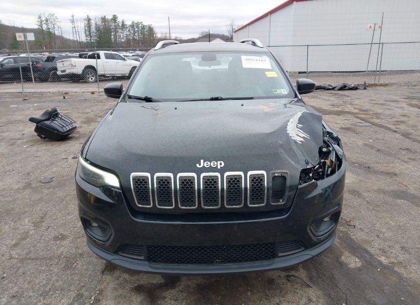 Photo 12 of 2019 Jeep Cherokee LATITUDE PLUS 4X4 (VIN 1C4PJMLBXKD338002)