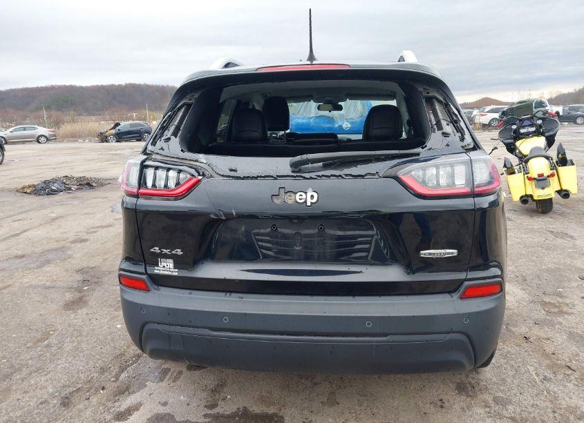 Photo 16 of 2019 Jeep Cherokee LATITUDE PLUS 4X4 (VIN 1C4PJMLBXKD338002)