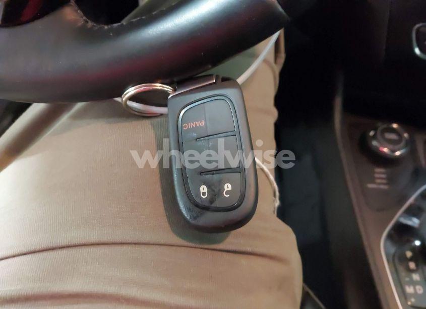 Photo 11 of 2019 Jeep Cherokee ALTITUDE 4X4 (VIN 1C4PJMLBXKD385451)