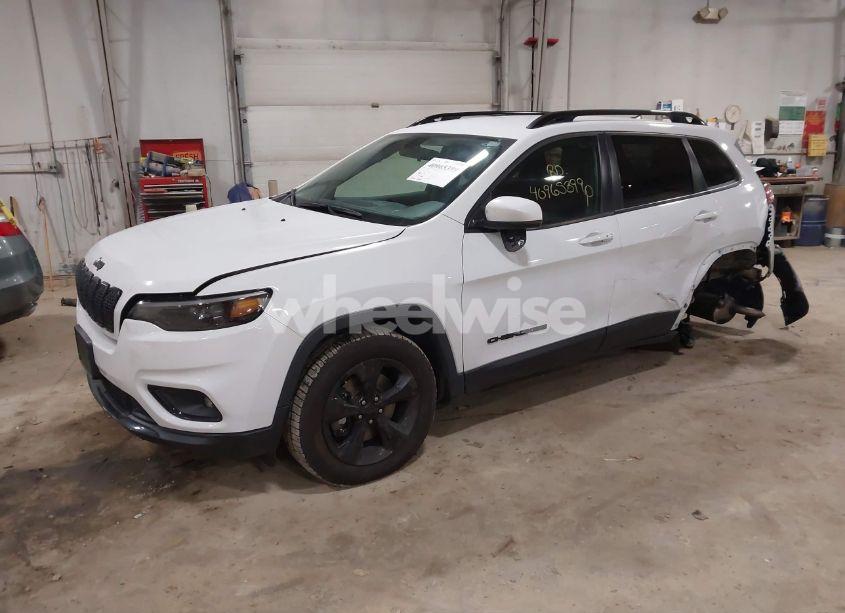 Photo 2 of 2019 Jeep Cherokee ALTITUDE 4X4 (VIN 1C4PJMLBXKD385451)