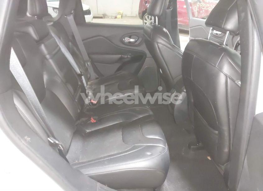 Photo 8 of 2019 Jeep Cherokee ALTITUDE 4X4 (VIN 1C4PJMLBXKD385451)