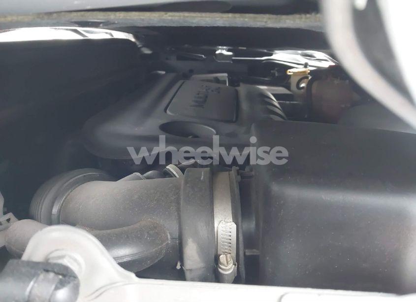 Photo 10 of 2020 Jeep Cherokee LATITUDE PLUS 4X4 (VIN 1C4PJMLBXLD569046)