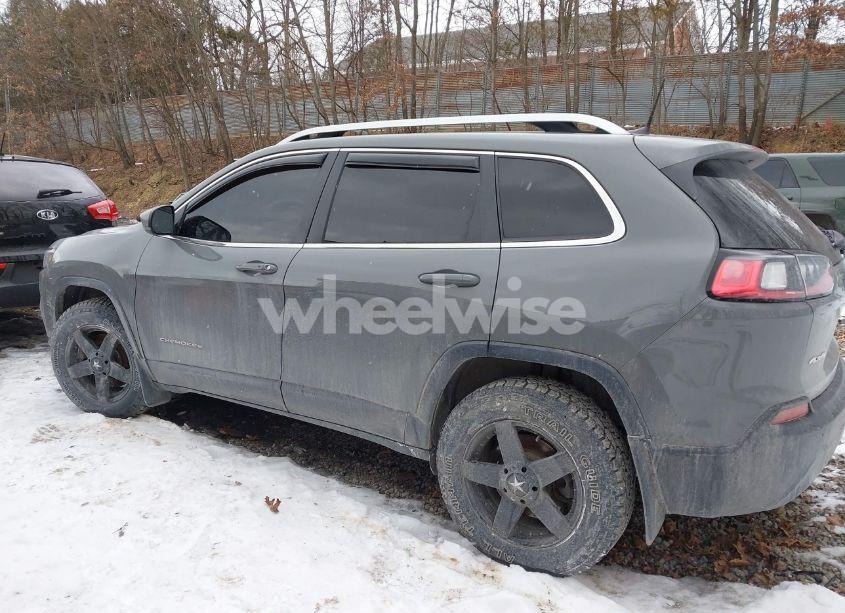 Photo 14 of 2020 Jeep Cherokee LATITUDE PLUS 4X4 (VIN 1C4PJMLBXLD569046)