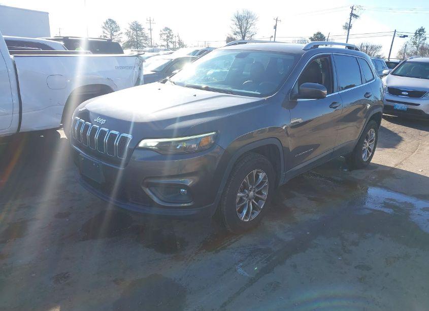 Photo 2 of 2020 Jeep Cherokee LATITUDE PLUS 4X4 (VIN 1C4PJMLBXLD602711)