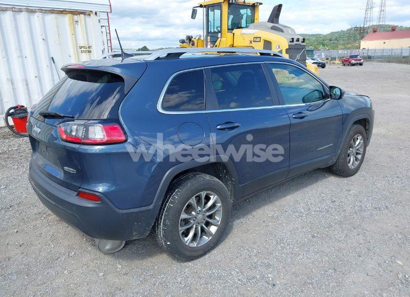 Photo 4 of 2020 Jeep Cherokee (VIN 1C4PJMLBXLD617239)