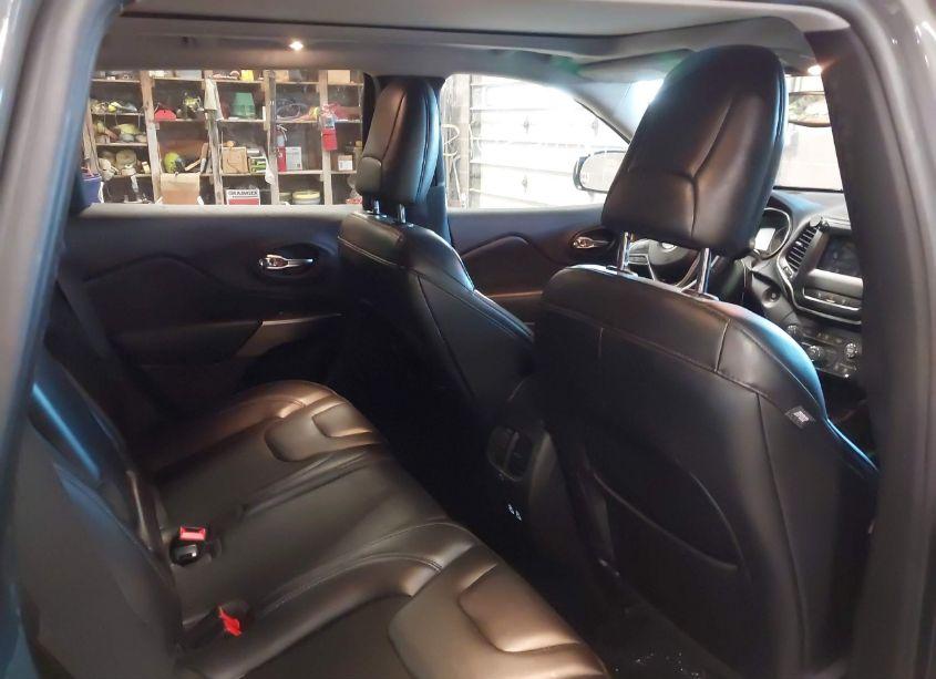 Photo 21 of 2021 Jeep Cherokee LATITUDE PLUS 4X4 (VIN 1C4PJMLBXMD105739)