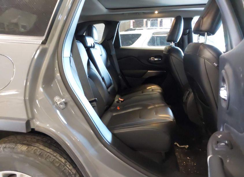 Photo 8 of 2021 Jeep Cherokee LATITUDE PLUS 4X4 (VIN 1C4PJMLBXMD105739)