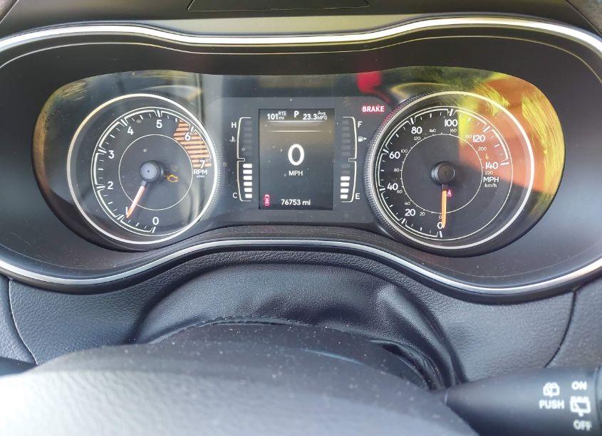 Photo 7 of 2019 Jeep Cherokee LATITUDE PLUS 4X4 (VIN 1C4PJMLN1KD192759)