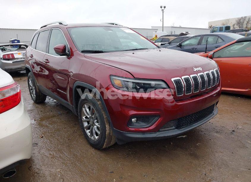 2019 Jeep Cherokee LATITUDE PLUS 4X4 (VIN 1C4PJMLN4KD123984) main photo