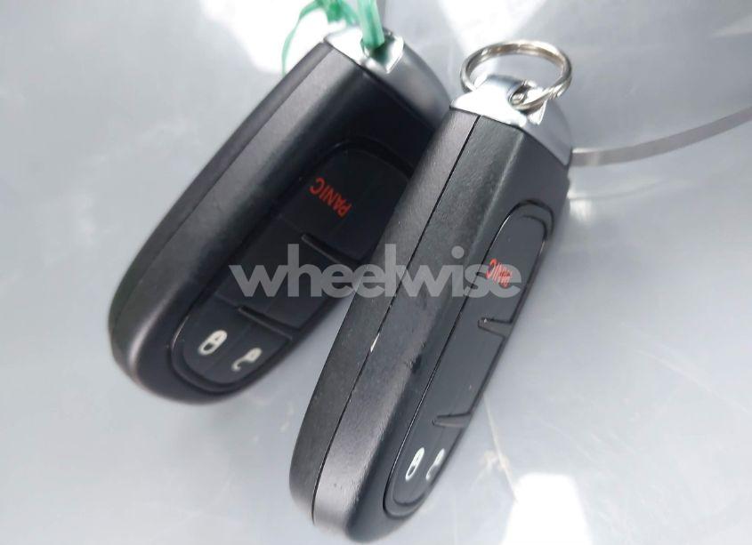 Photo 11 of 2019 Jeep Cherokee LATITUDE PLUS 4X4 (VIN 1C4PJMLN4KD123984)