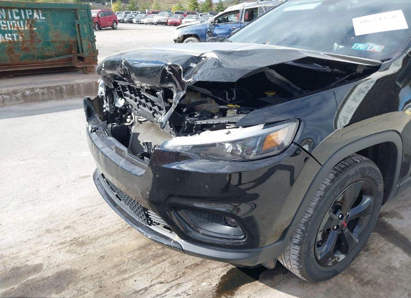 Photo 18 of 2019 Jeep Cherokee ALTITUDE 4X4 (VIN 1C4PJMLN5KD356207)