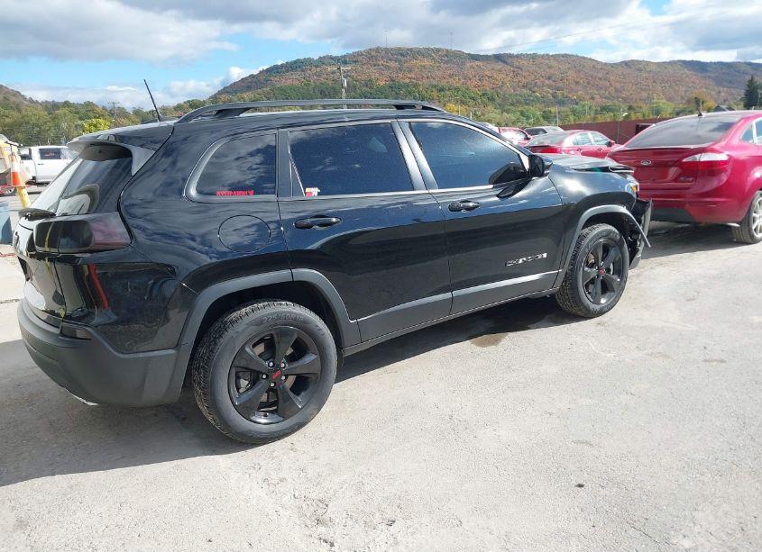 Photo 4 of 2019 Jeep Cherokee ALTITUDE 4X4 (VIN 1C4PJMLN5KD356207)