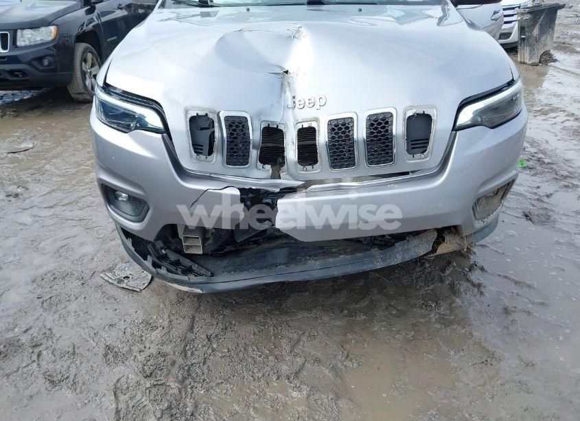 Photo 6 of 2019 Jeep Cherokee LATITUDE PLUS 4X4 (VIN 1C4PJMLN7KD157823)