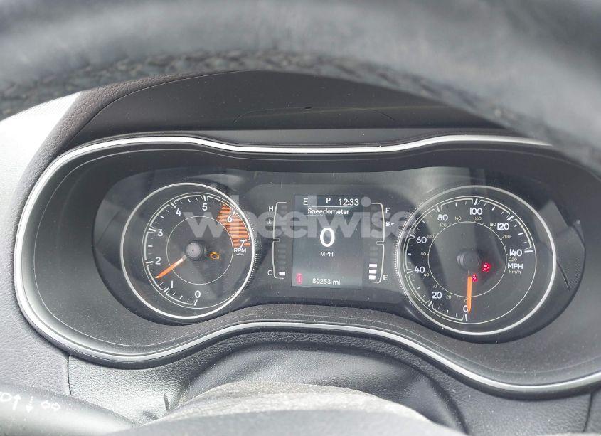 Photo 7 of 2019 Jeep Cherokee LATITUDE PLUS 4X4 (VIN 1C4PJMLN7KD157823)