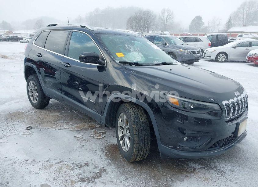 2019 Jeep Cherokee LATITUDE PLUS 4X4 (VIN 1C4PJMLN7KD164142) main photo