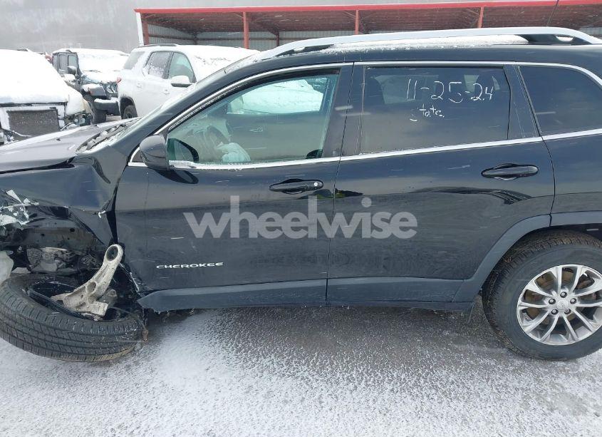 Photo 14 of 2019 Jeep Cherokee LATITUDE PLUS 4X4 (VIN 1C4PJMLN7KD164142)