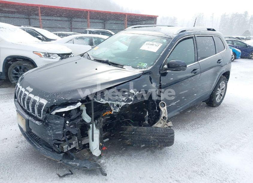 Photo 2 of 2019 Jeep Cherokee LATITUDE PLUS 4X4 (VIN 1C4PJMLN7KD164142)