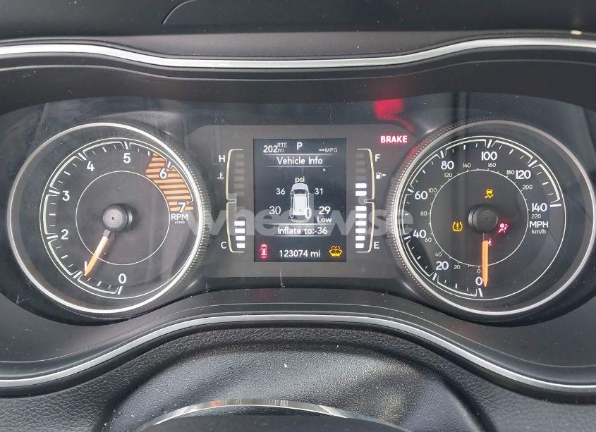 Photo 7 of 2019 Jeep Cherokee LATITUDE PLUS 4X4 (VIN 1C4PJMLN7KD164142)